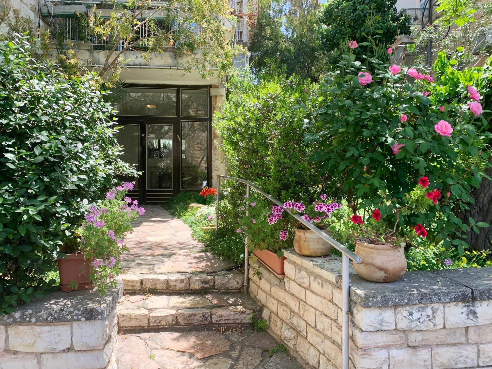 Annie'S Boutique Apartment In Jerusalem Exterior foto